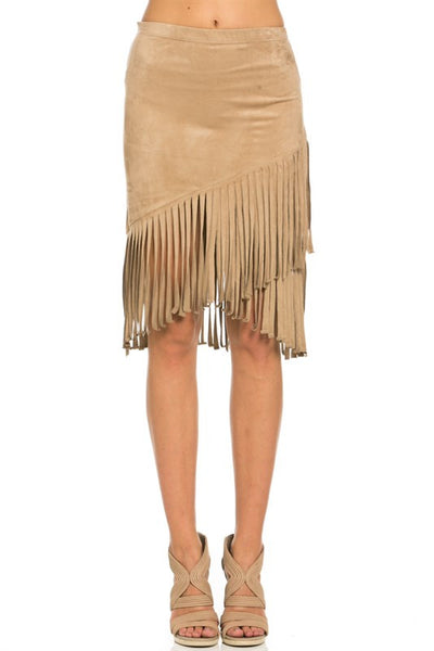 Falda boho de antelina con flecos cruzados