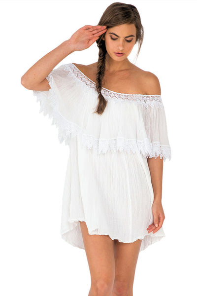 Blusa blanca larga tipo vestido escote guipur y tejido arrugado