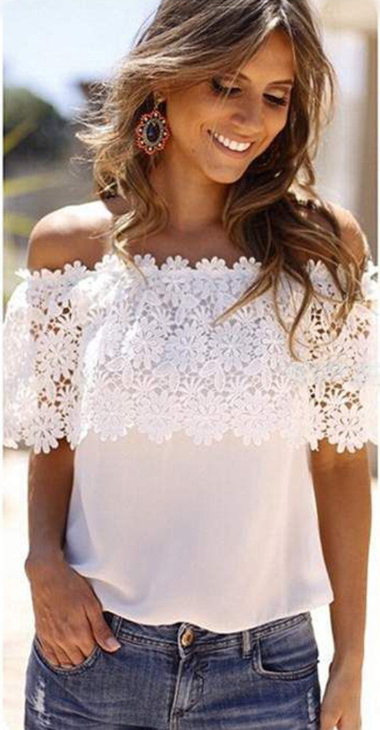 Blusa blanca hombros descubiertos y encaje Valentina Del Sur