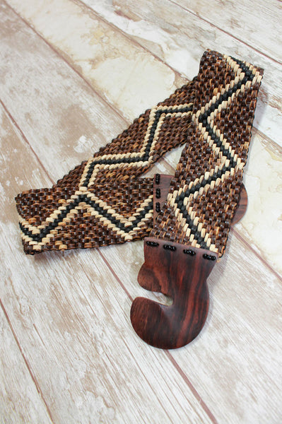 Cinturón étnico boho-chic de madera - Modelo Líneas